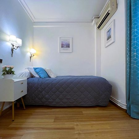 Hotel La Sanguine Paris Ngoại thất bức ảnh