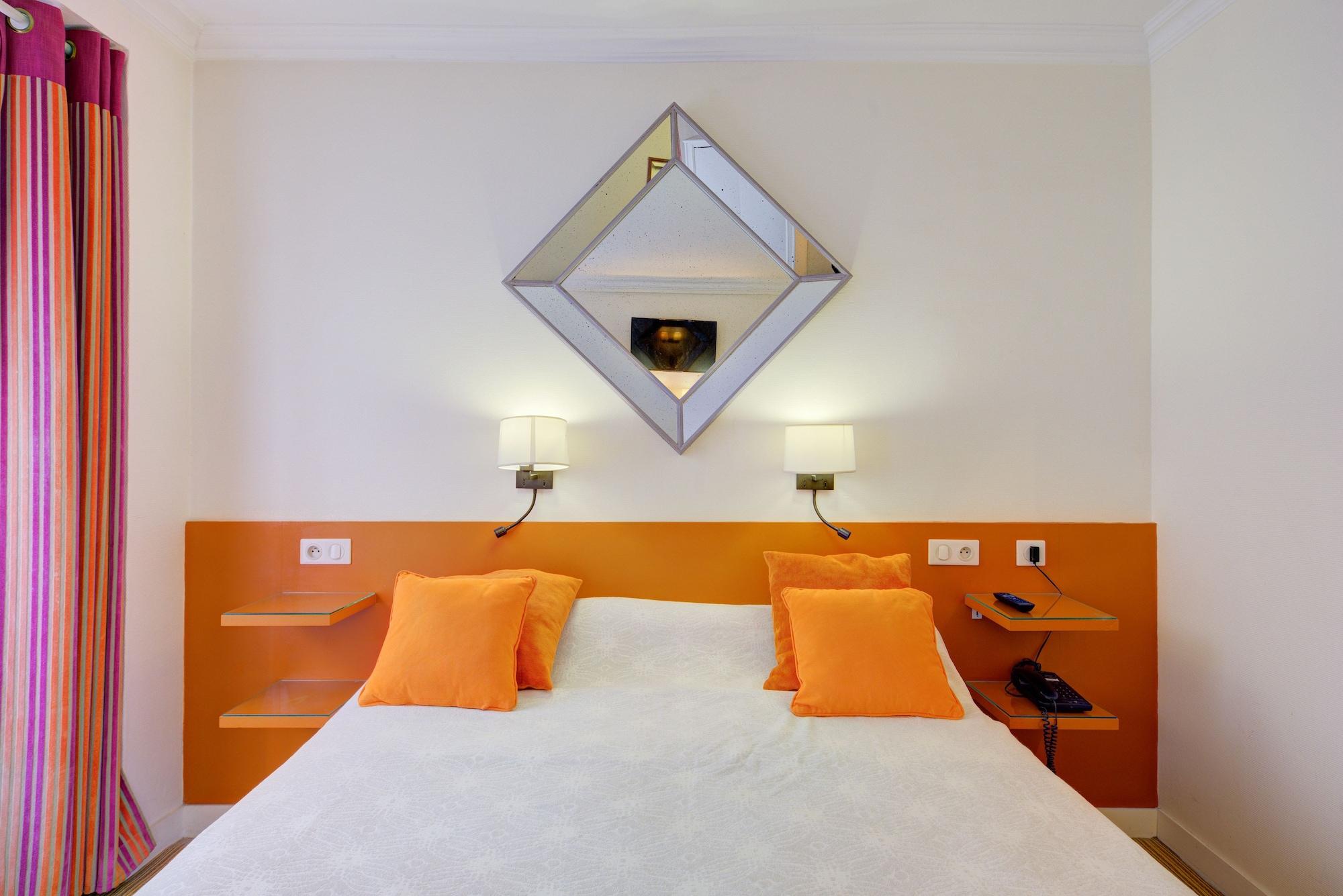 Hotel La Sanguine Paris Ngoại thất bức ảnh