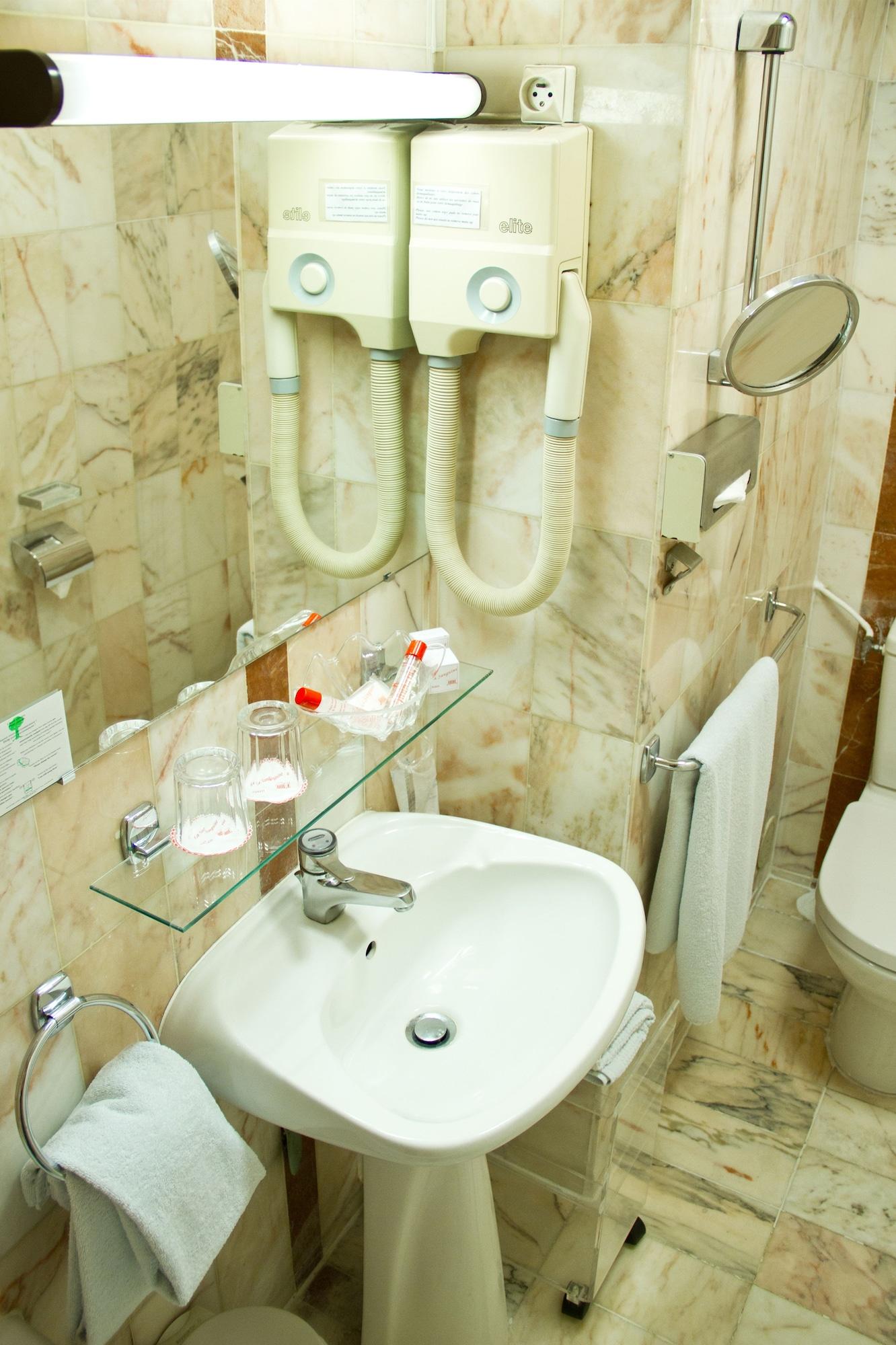 Hotel La Sanguine Paris Ngoại thất bức ảnh